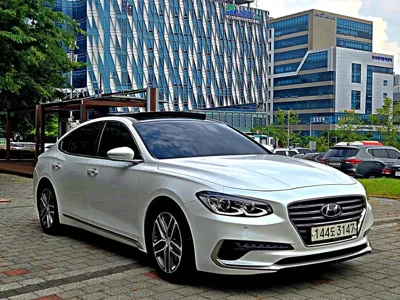 Hyundai Grandeur 2018, 186328 км, за 7872.63 USD