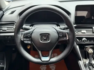 Honda Accord 2019, 90000 км, за 11775.22 USD