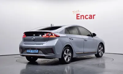 Hyundai Ioniq 2018, 113649 км, за 7227.97 USD