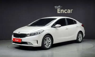 Kia K3 · 2016 год