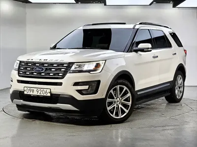 Ford Explorer · 2017 год