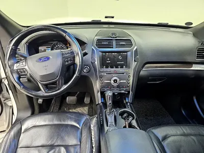Ford Explorer 2017, 181000 км, за 7734.01 USD