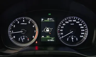 Hyundai Grandeur 2019, 101780 км, за 11429.32 USD - фото 8