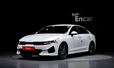 Kia K5 · 2023 год