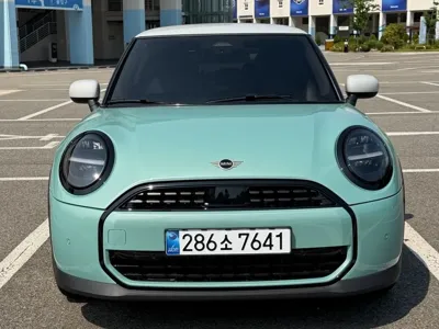 MINI Cooper 2026, 30 км, за 20021.01 USD