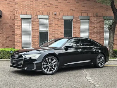 Audi A6L · 2021 год