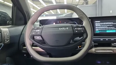Kia EV3 2025, 33968 км, за 25797.56 USD - фото 17