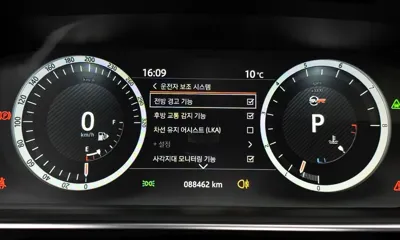 Land Rover Range Rover Sport 2017, 88462 км, за 28754.65 USD - фото 17