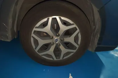 Subaru Forester 2019, 103700 км, за 12704 USD