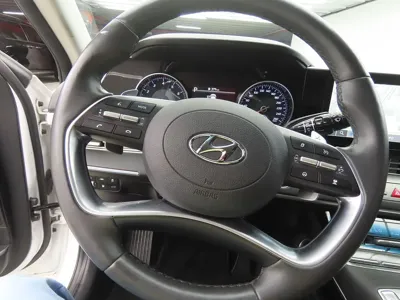Hyundai Grandeur 2022, 85229 км, за 14006.52 USD - фото 12