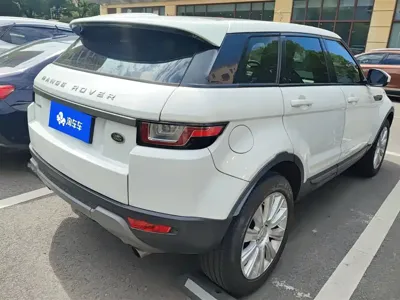 Land Rover Evoque 2016, 81500 км, за 9019.84 USD