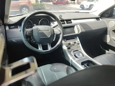 Land Rover Evoque 2016, 81500 км, за 9019.84 USD - фото 12
