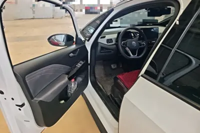 Volkswagen ID.3 2024, 78500 км, за 13580 USD - фото 13