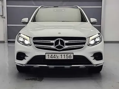 Mercedes-Benz GLC-Class 2019, 138000 км, за 16121.57 USD