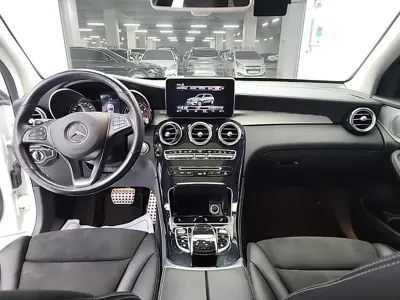 Mercedes-Benz GLC-Class 2019, 138000 км, за 16121.57 USD - фото 7