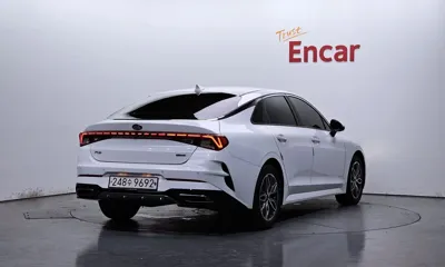 Kia K5 2020, 89738 км, за 13609.42 USD