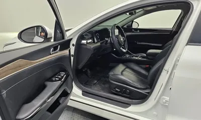 Kia K5 2020, 89738 км, за 13609.42 USD - фото 10