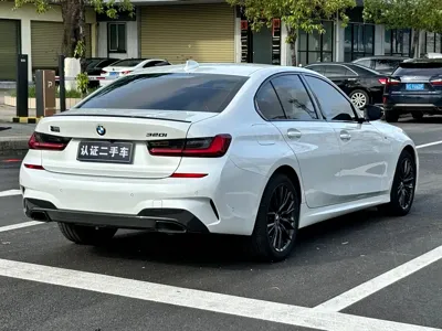 BMW 3 Series 2022, 75000 км, за 20423.38 USD