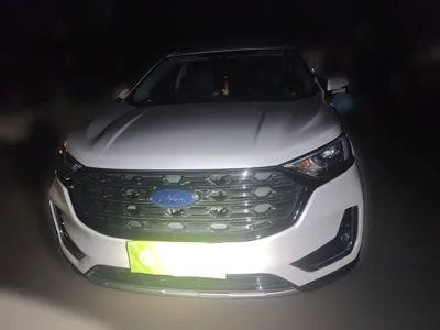 Ford Edge 2021, 31500 км, за 18831 USD - фото 2