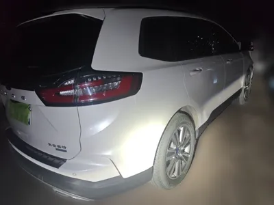 Ford Edge 2021, 31500 км, за 18831 USD - фото 6