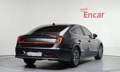 Hyundai Sonata 2022, 71602 км, за 12516.55 USD
