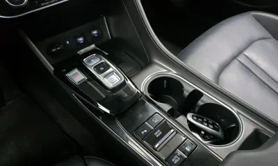Hyundai Sonata 2022, 71602 км, за 12516.55 USD - фото 9