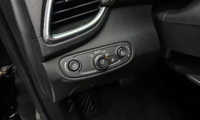 ChevroletGMDaewoo Trax 2019, 62713 км, за 6180.07 USD - фото 18