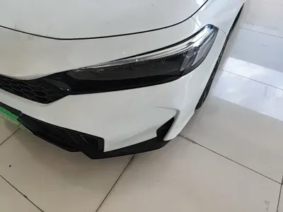Honda Civic 2025, 8300 км, за 13161.37 USD - фото 24