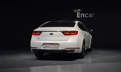 Kia K7 2017, 59691 км, за 9196 USD