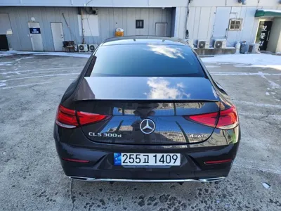 Mercedes-Benz CLS-Class 2023, 33000 км, за 42989.37 USD - фото 8