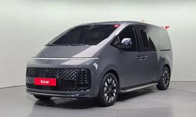 Hyundai Staria · 2025 год