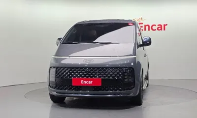 Hyundai Staria 2025, 10679 км, за 32059.78 USD
