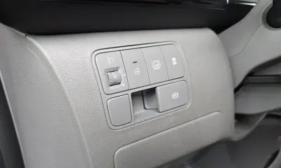 Hyundai Staria 2025, 10679 км, за 32059.78 USD - фото 13