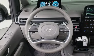 Hyundai Staria 2025, 10679 км, за 32059.78 USD - фото 14