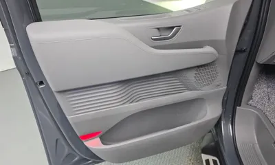 Hyundai Staria 2025, 10679 км, за 32059.78 USD - фото 23