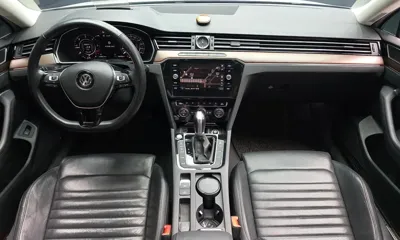 Volkswagen Passat 2018, 125792 км, за 12164.99 USD - фото 7