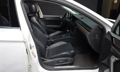 Volkswagen Passat 2018, 125792 км, за 12164.99 USD - фото 11