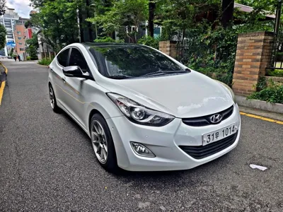 Hyundai Avante 2011, 130806 км, за 3172.93 USD