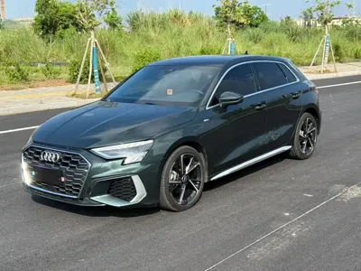 Audi A3 · 2022 год