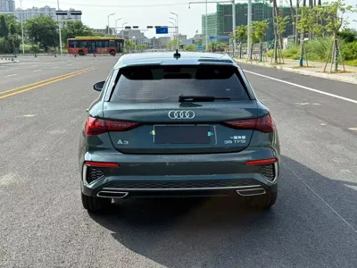 Audi A3 2022, 66000 км, за 14092.44 USD
