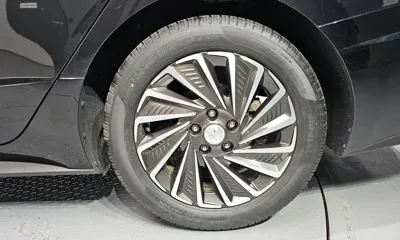 Hyundai Sonata 2023, 62785 км, за 14535.97 USD