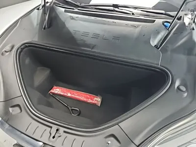 Tesla Model S 2019, 143660 км, за 28990.24 USD - фото 6