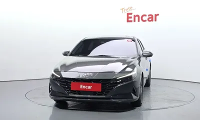Hyundai Avante 2023, 59560 км, за 11839.72 USD