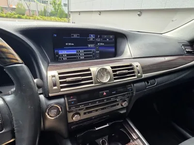 Lexus LS 2016, 94907 км, за 14236.49 USD - фото 19