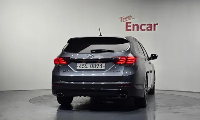 Hyundai i40 2016, 90984 км, за 7155.05 USD