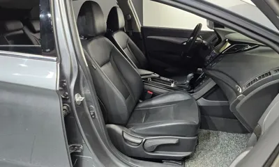 Hyundai i40 2016, 90984 км, за 7097.74 USD - фото 26