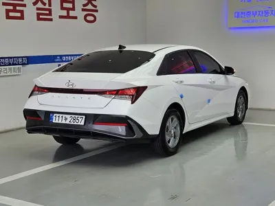 Hyundai Avante 2024, 72198 км, за 6514.66 USD
