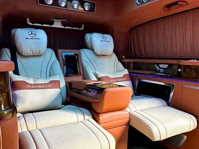 Mercedes-Benz V-Class 2024, 16000 км, за 62495.55 USD - фото 25