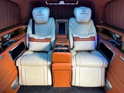 Mercedes-Benz V-Class 2024, 16000 км, за 62495.55 USD - фото 29