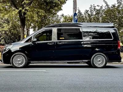 Mercedes-Benz V-Class 2024, 16000 км, за 62495.55 USD - фото 37